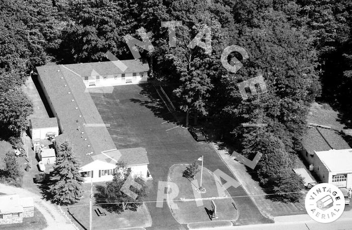 Levering Motel (Gales Motel) - Levering Motel 1999 (newer photo)